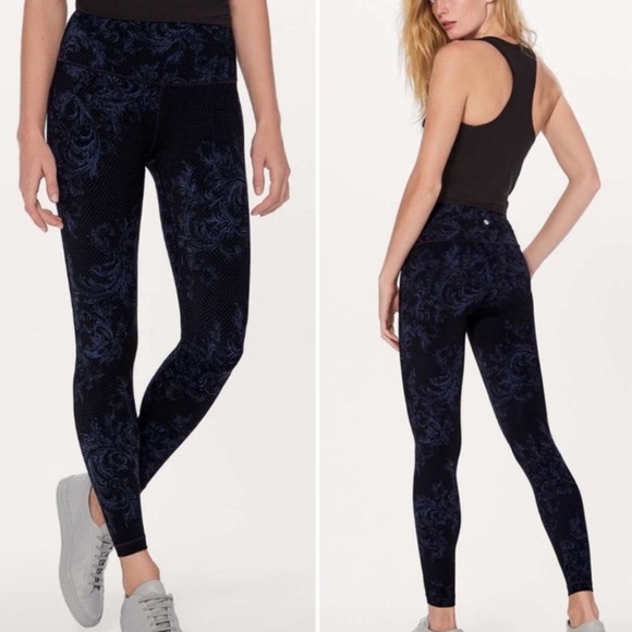 Like New- Lululemon- Size 10- High Rise Wunder Unders- 💜&🖤- 28” Inseam - Picture 3 of 13